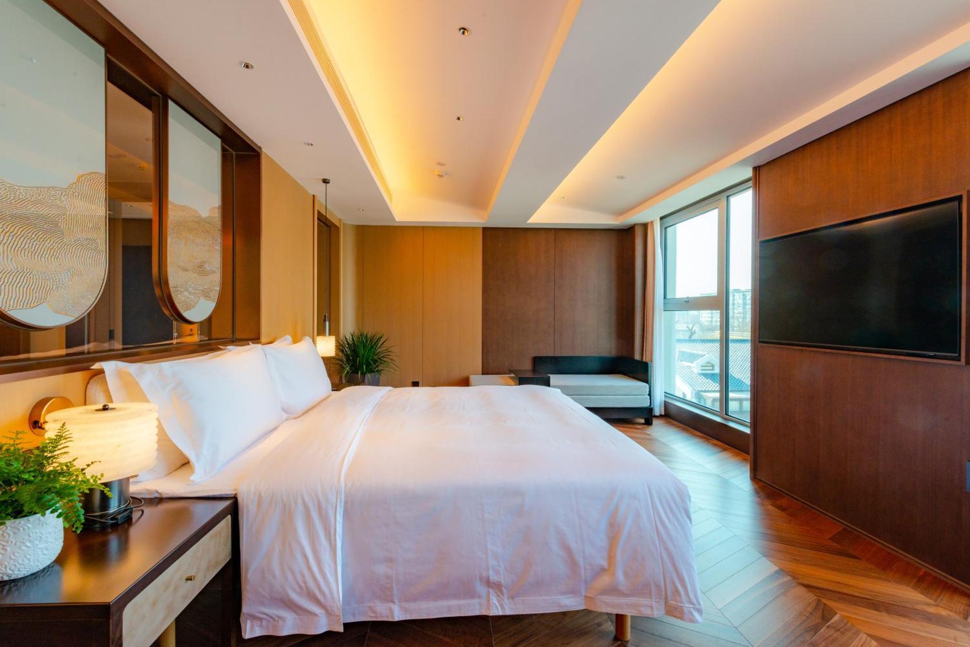 The Purple Horse - Hutong Designer Boutique Garden & Original Location Of A Qing Dynasty Royal Mansiion Hotel